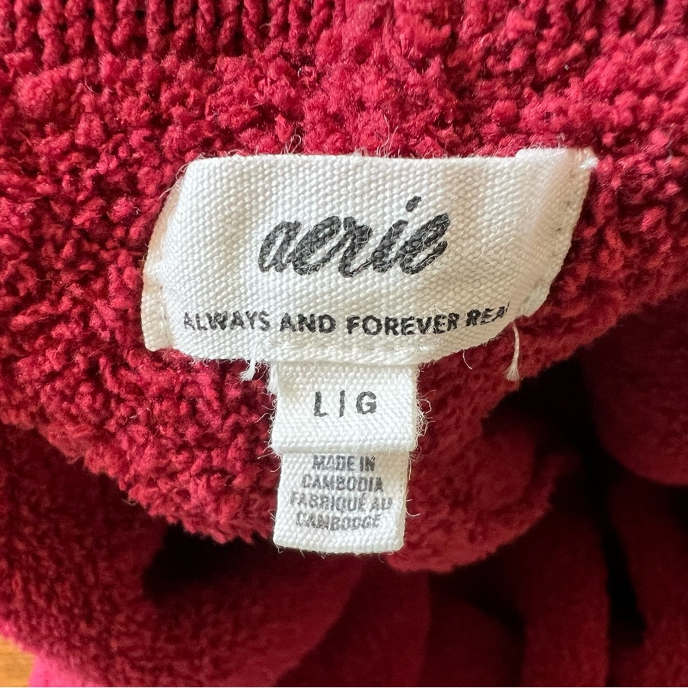 Aerie Offline Rich Red Textured fleece lounge shorts